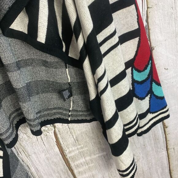 Last Chance! Love Culture Floral Zebra Cardigan  Size M/L - Picture 5 of 12